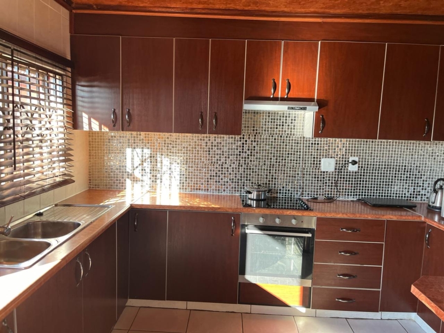 3 Bedroom Property for Sale in Galeshewe Northern Cape